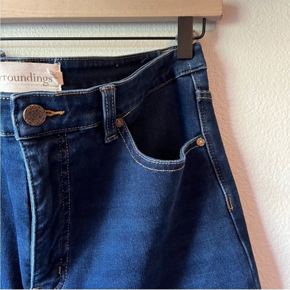 Soft Surroundings Dark Wash Blue Denim Slim Jeans Style 2CW54 Size 14 - Picture 2 of 6